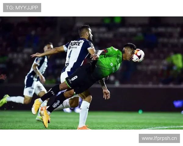 年轻阵容之下：多特蒙德为何反复出现比赛崩盘？