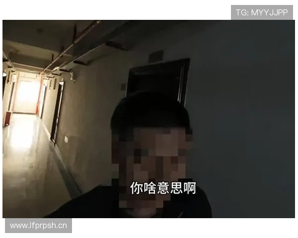 谷爱凌家冰箱贴着训练表，我连外卖都懒得下楼拿